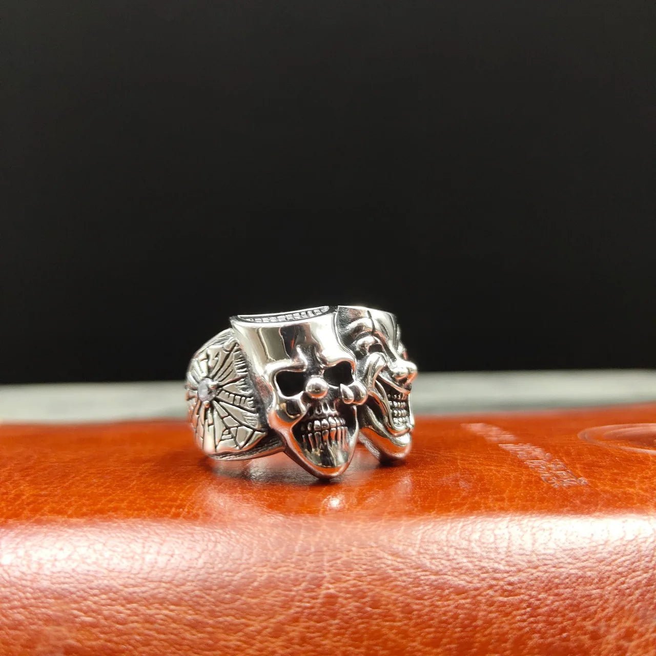 Retro Two - Sided Joker RingAzizaK