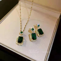 3 - piece Set Luxury Fashion Emerald Perfume Bottle Necklace Earrings Ring Banquet Wedding Jewelry Set for Women Birthday GiftAzizaK