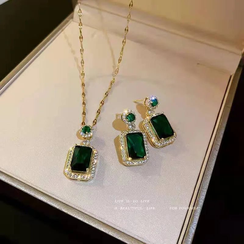 3 - piece Set Luxury Fashion Emerald Perfume Bottle Necklace Earrings Ring Banquet Wedding Jewelry Set for Women Birthday GiftAzizaK