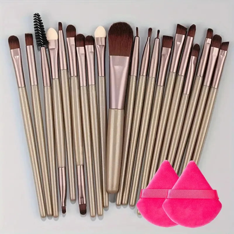 Set of 13 soft and fluffy makeup brushes.