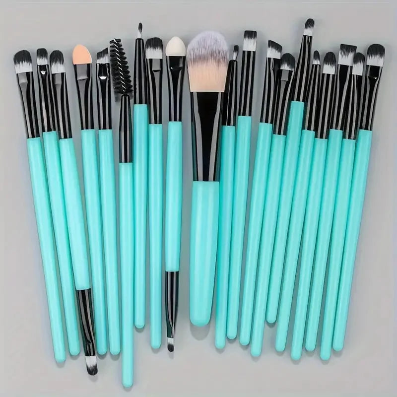 Set of 13 soft and fluffy makeup brushes.