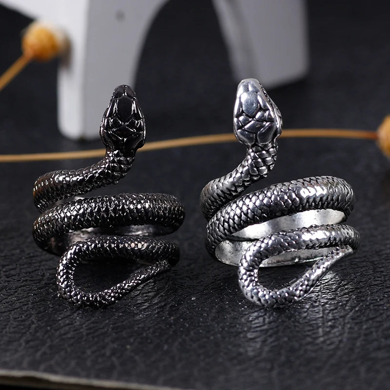 Retro hip-hop rock snake ring