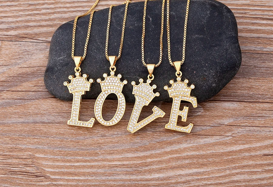 Handsome Punk Hip-Hop Style Zircon Crown Initial Alphabet Pendant Necklace Short Eye Catching Choker Chain Jewelry Gift