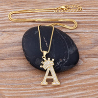 Handsome Punk Hip-Hop Style Zircon Crown Initial Alphabet Pendant Necklace Short Eye Catching Choker Chain Jewelry Gift