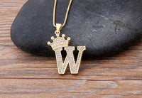 Handsome Punk Hip-Hop Style Zircon Crown Initial Alphabet Pendant Necklace Short Eye Catching Choker Chain Jewelry Gift