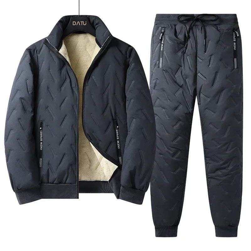 Thick and warm winter tracksuit in lambswool lined with fleece, jacket + pants