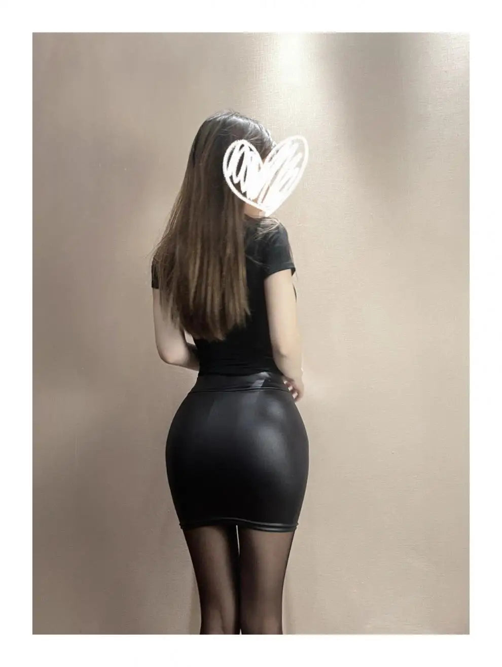 Slim faux leather pencil skirt