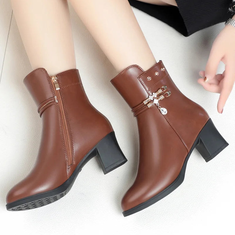 Women Ankle Boots Winter Thick Plush Comfortable High Heels Big Size Outdoor Anti-Skid Warm Middle Boots Botas Mujer Invierno