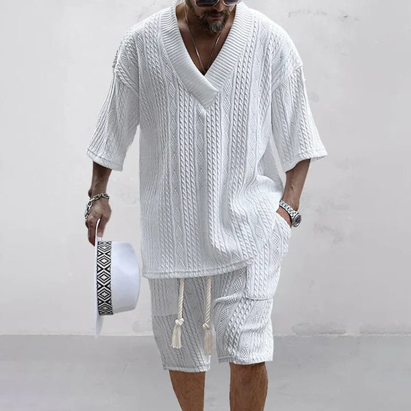 ☀️ 2-piece knitted set – V-neck T-shirt and shorts