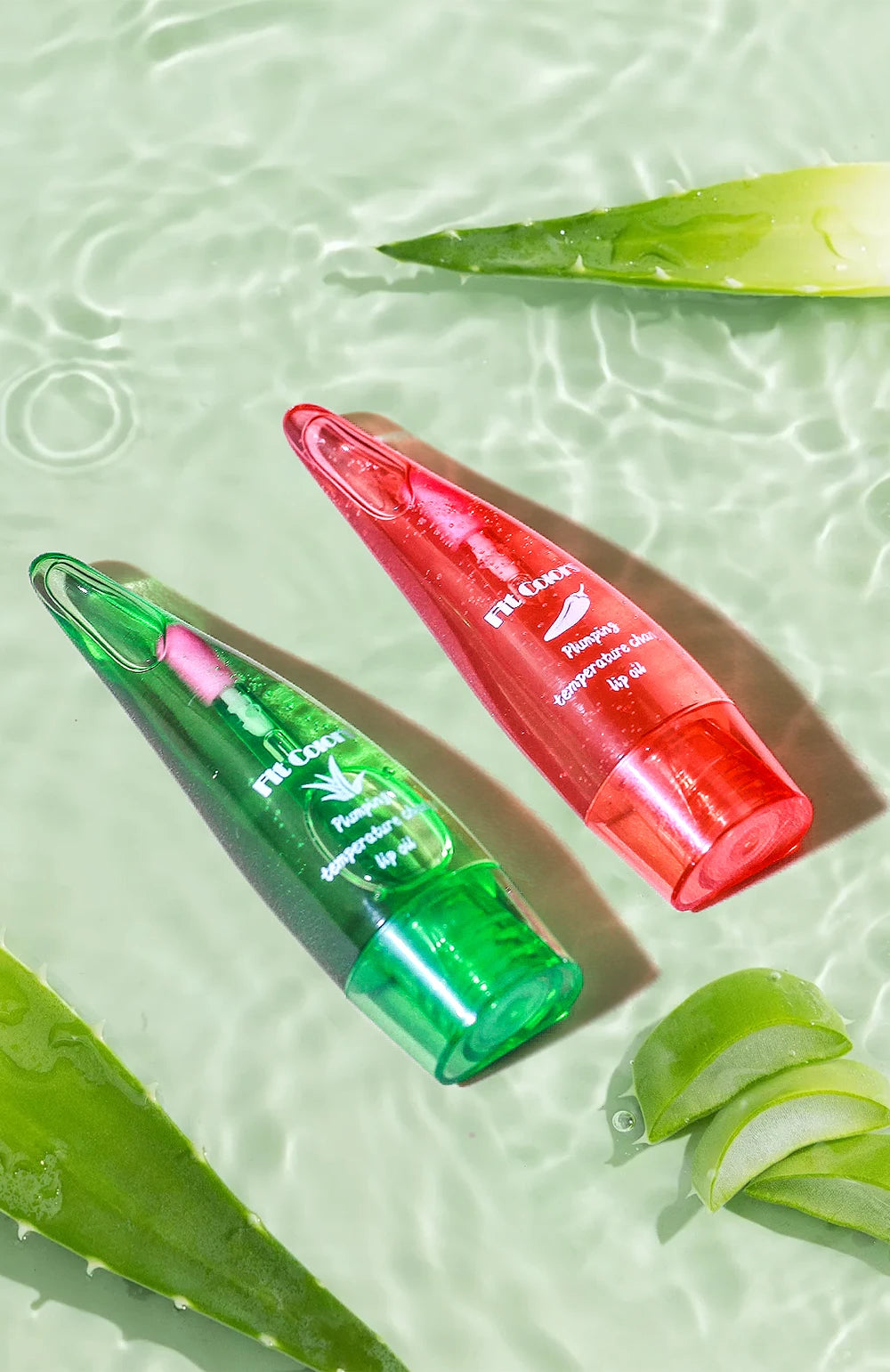 Plumping Lip Oil with Aloe Vera and Chilli | Temperature Activated Color Change | Moisturizing and Hydrating Lip Gloss for Fuller Lips