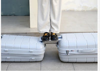 Set of 3 rolling travel suitcases