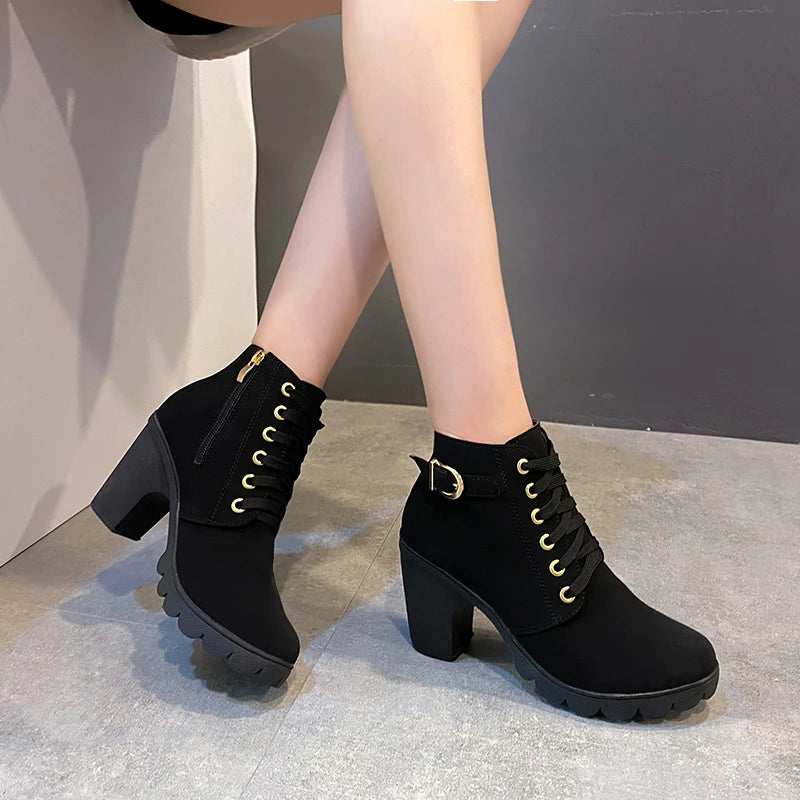 Velvet boots with wedge sole, internal zipper