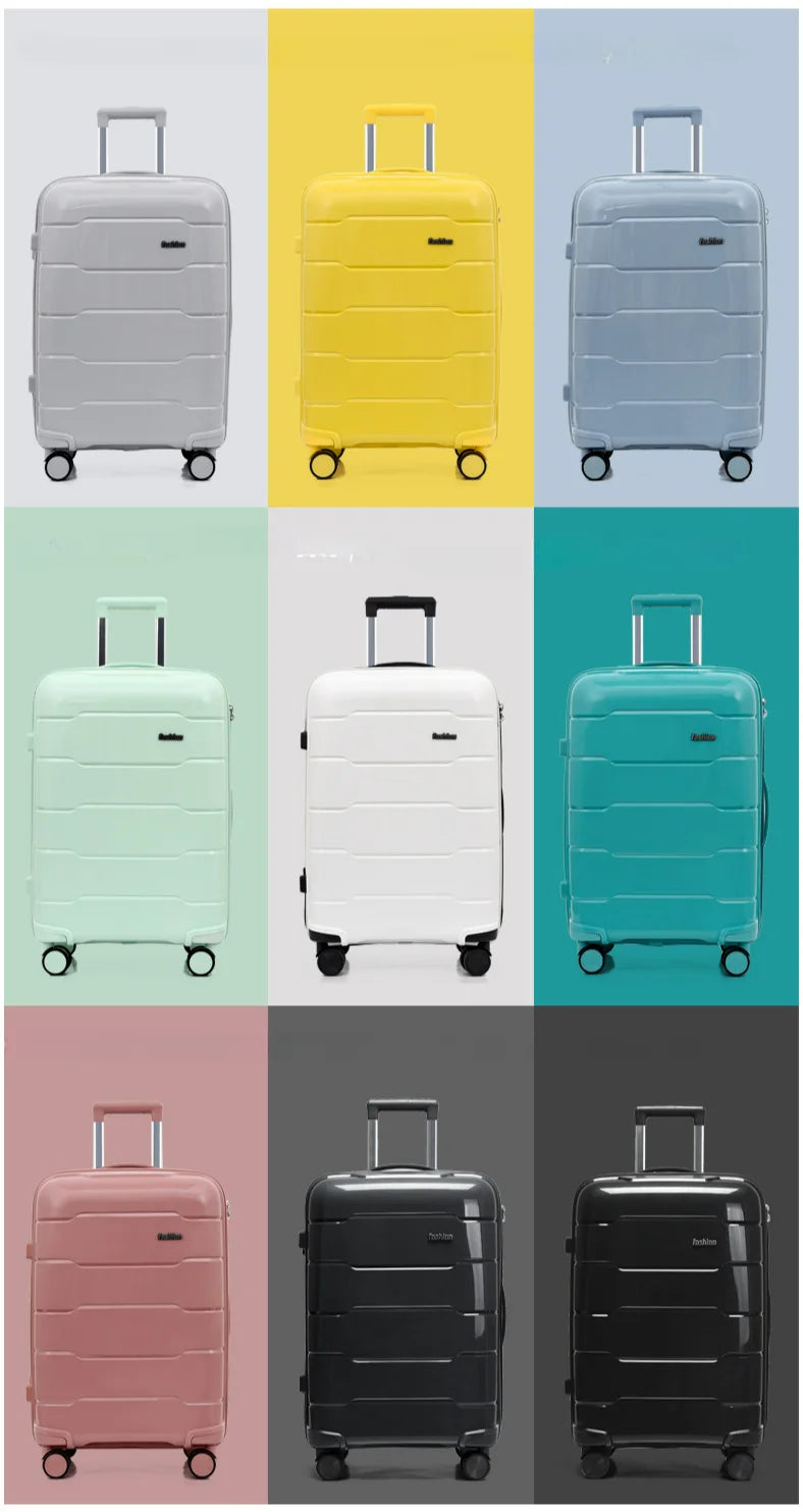 Set of 3 rolling travel suitcases