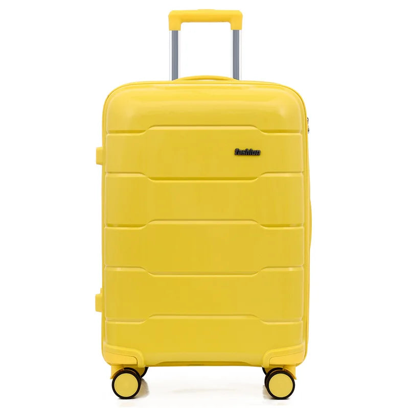 Set of 3 rolling travel suitcases