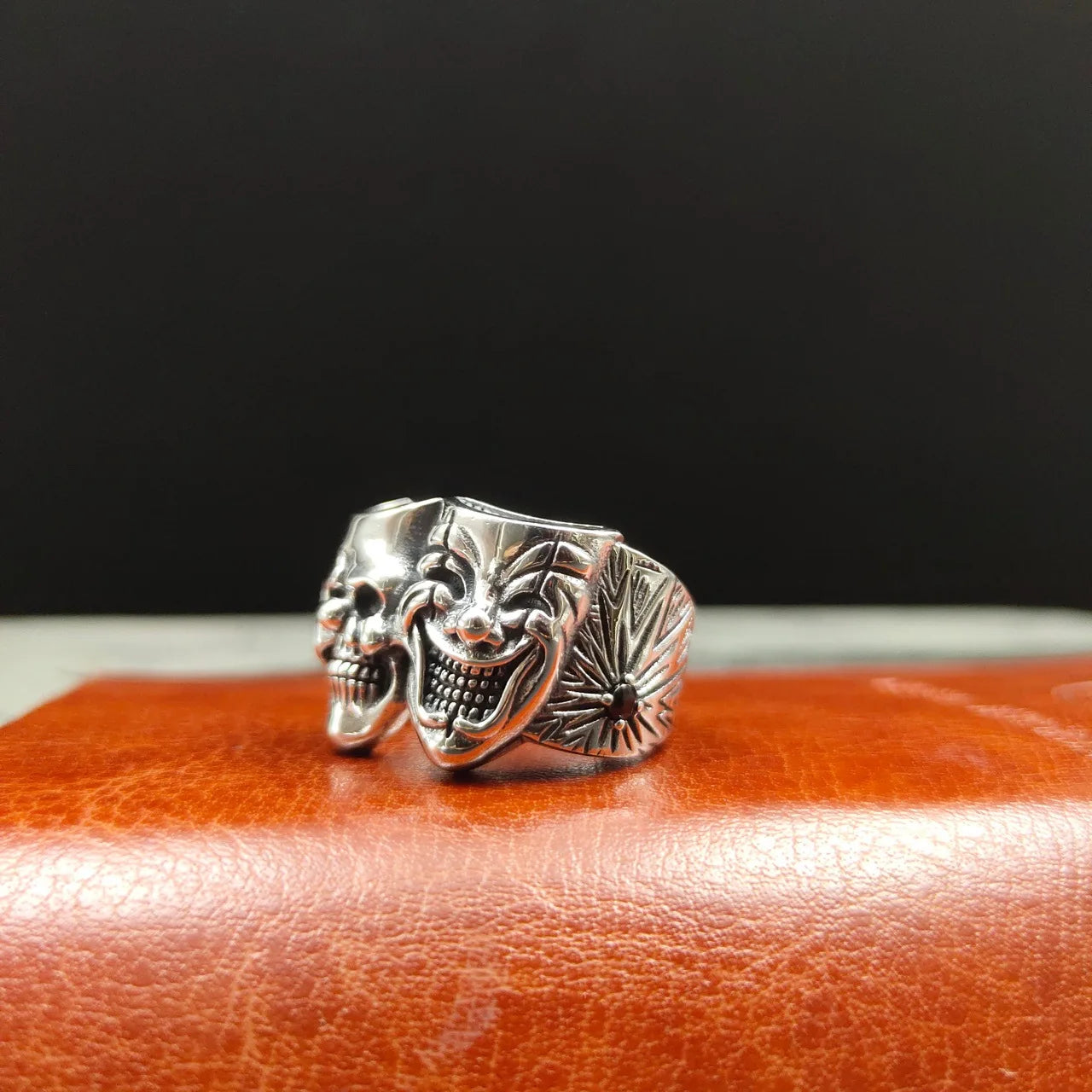 Retro Two-Sided Joker Ring