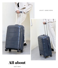 Set of 3 rolling travel suitcases