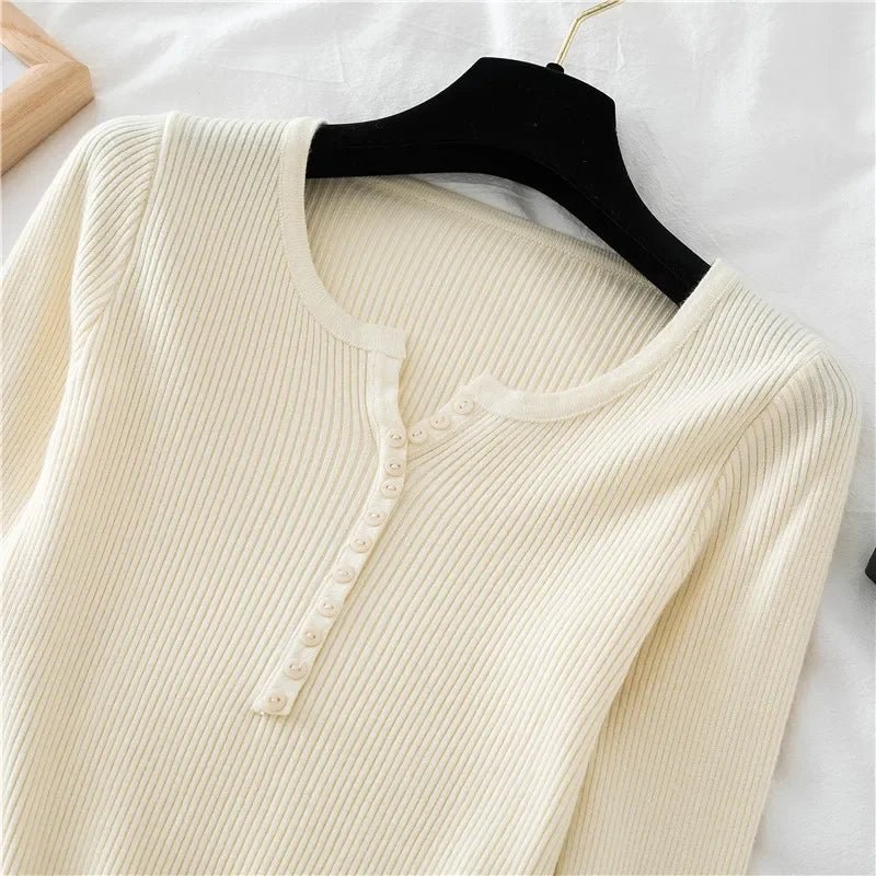 Basic slim sweater in soft and warm knitAzizaK