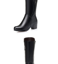 Calf - high boots fully lined with leather and zip fasteningAzizaK