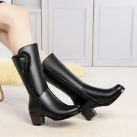 Calf - high boots fully lined with leather and zip fasteningAzizaK