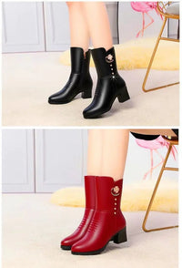 Calf - high boots fully lined with leather and zip fasteningAzizaK