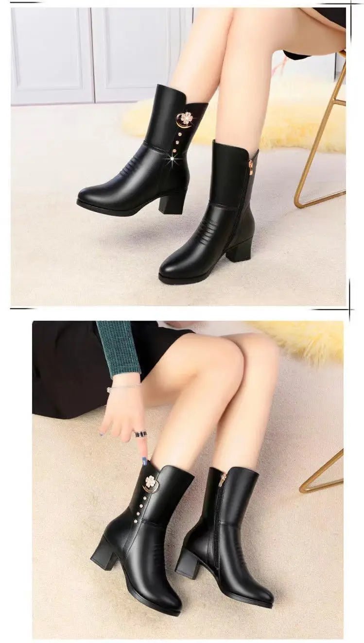 Calf - high boots fully lined with leather and zip fasteningAzizaK