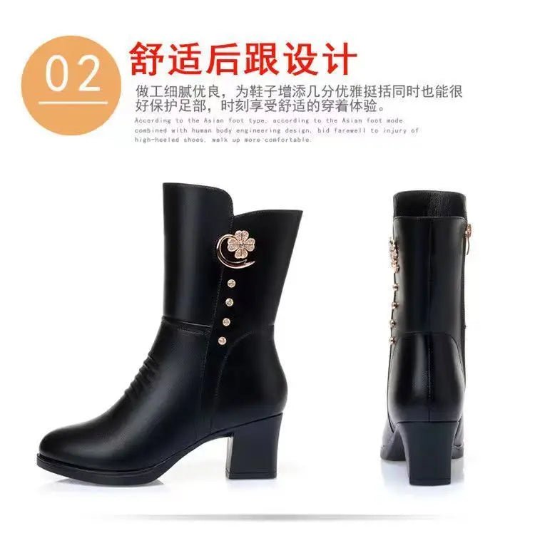 Calf - high boots fully lined with leather and zip fasteningAzizaK