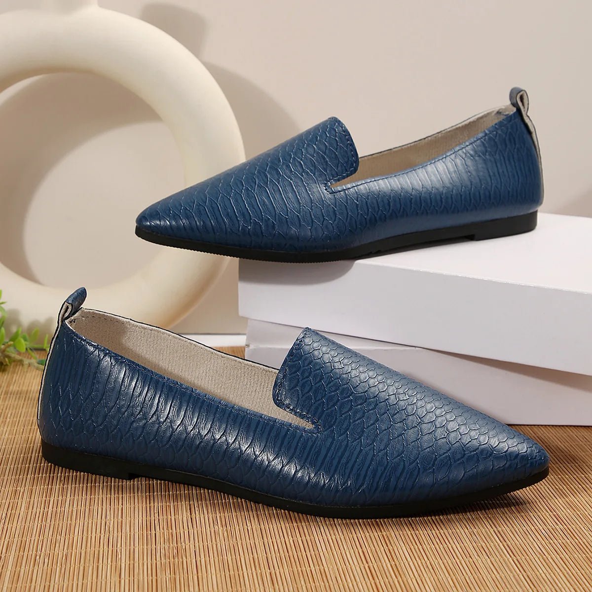 Elegant Pointed Loafers – Women’s Slip - On FlatsAzizaK