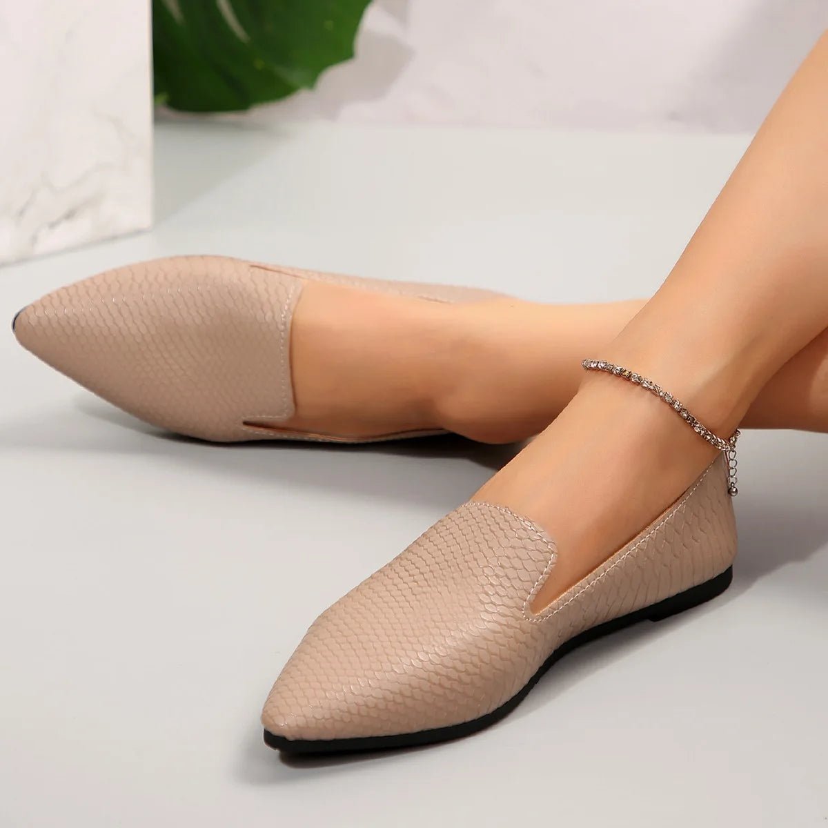 Elegant Pointed Loafers – Women’s Slip - On FlatsAzizaK