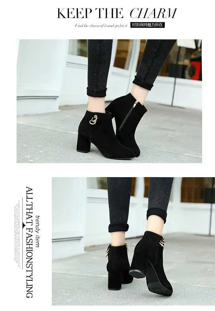 elegant suede ankle boots with zip pullAzizaK