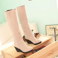 knee length boots, reversible inner fur, on the boot by means of a zipperAzizaK