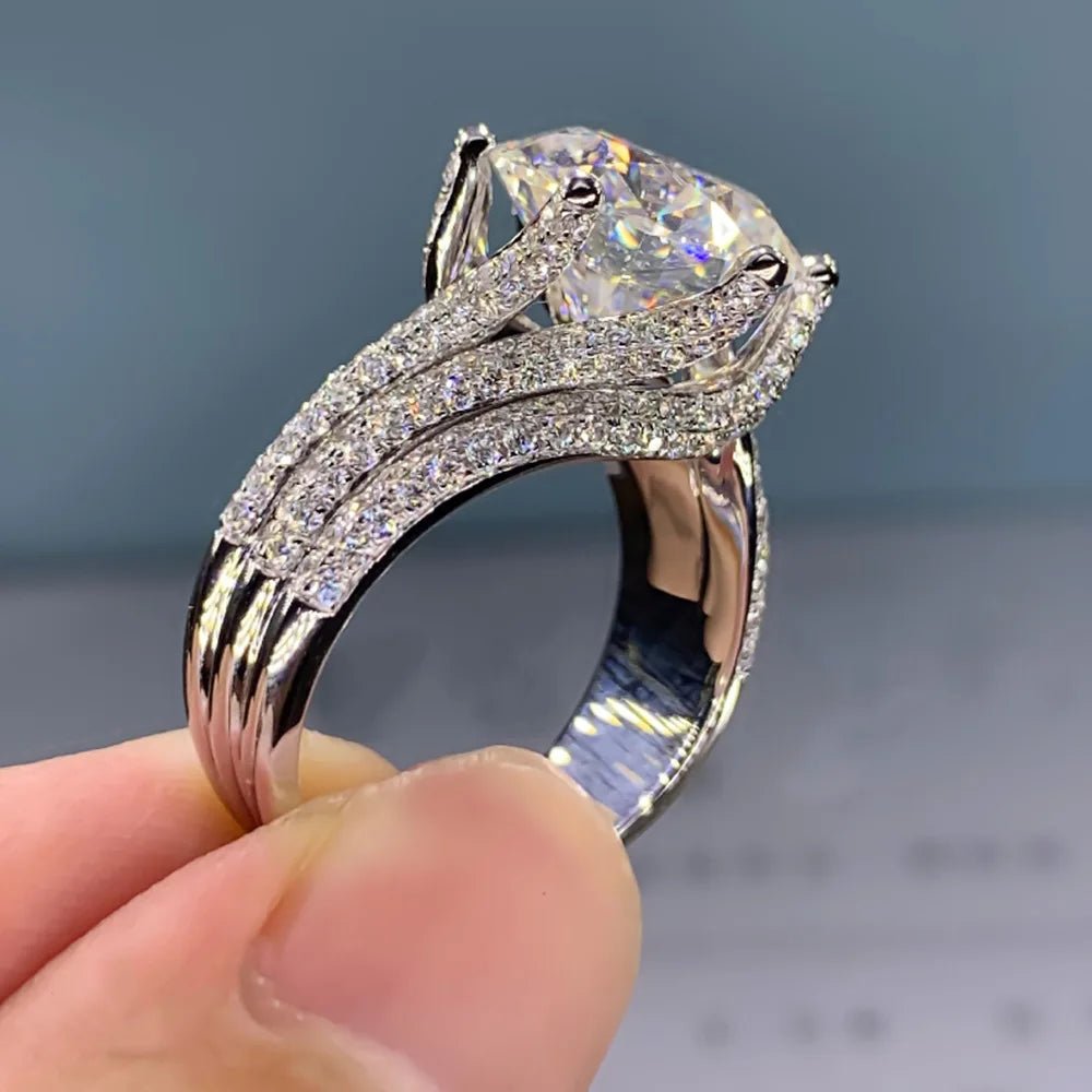 Luxury White Cubic Zirconia Engagement Rings for Women Silver ColorAzizaK