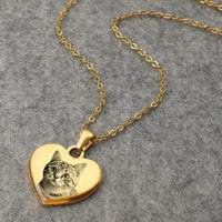 personalized photo pendant with heart projectionAzizaK