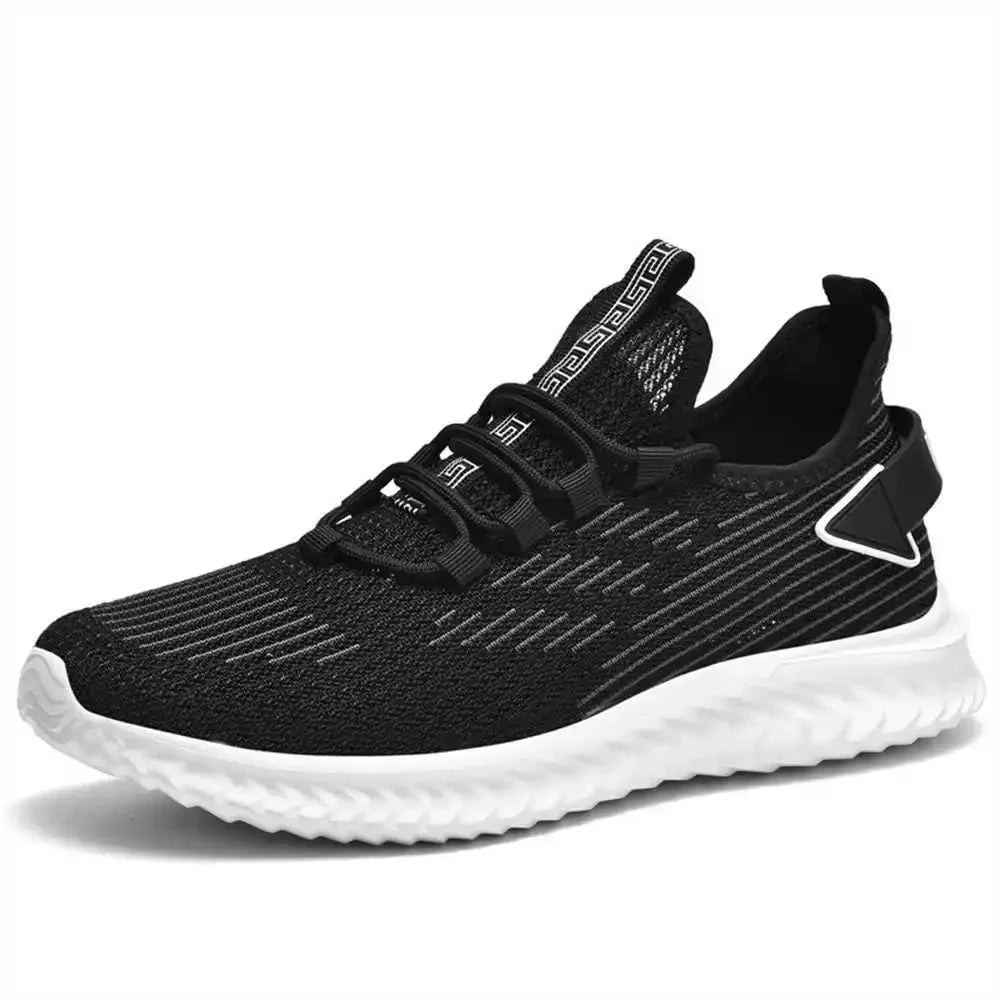 running shoesAzizaK