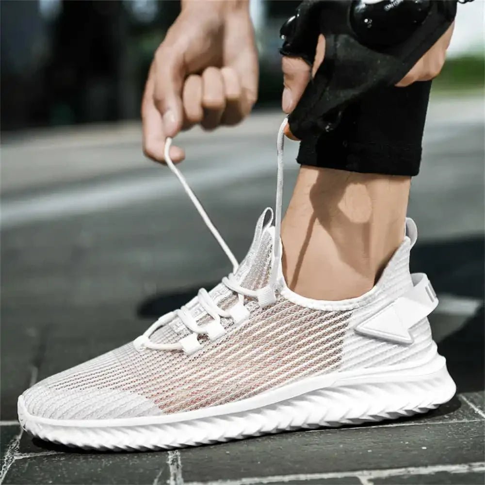 running shoesAzizaK