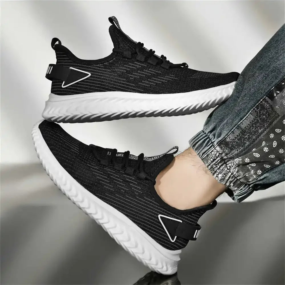 running shoesAzizaK