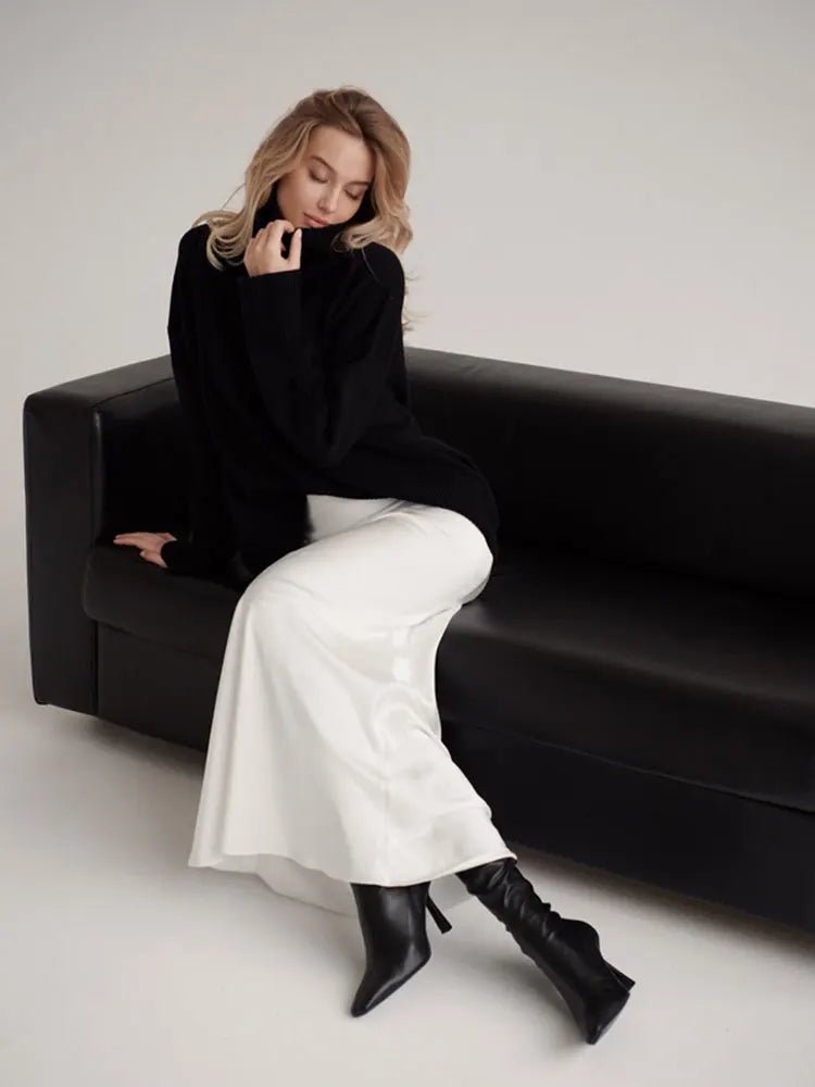 Simple and elegant satin skirtAzizaK