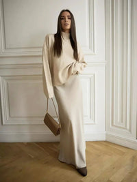 Simple and elegant satin skirtAzizaK