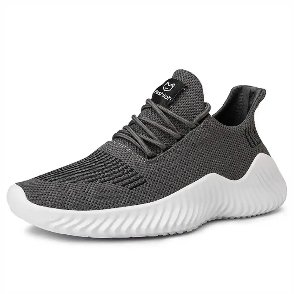 Sports shoesAzizaK