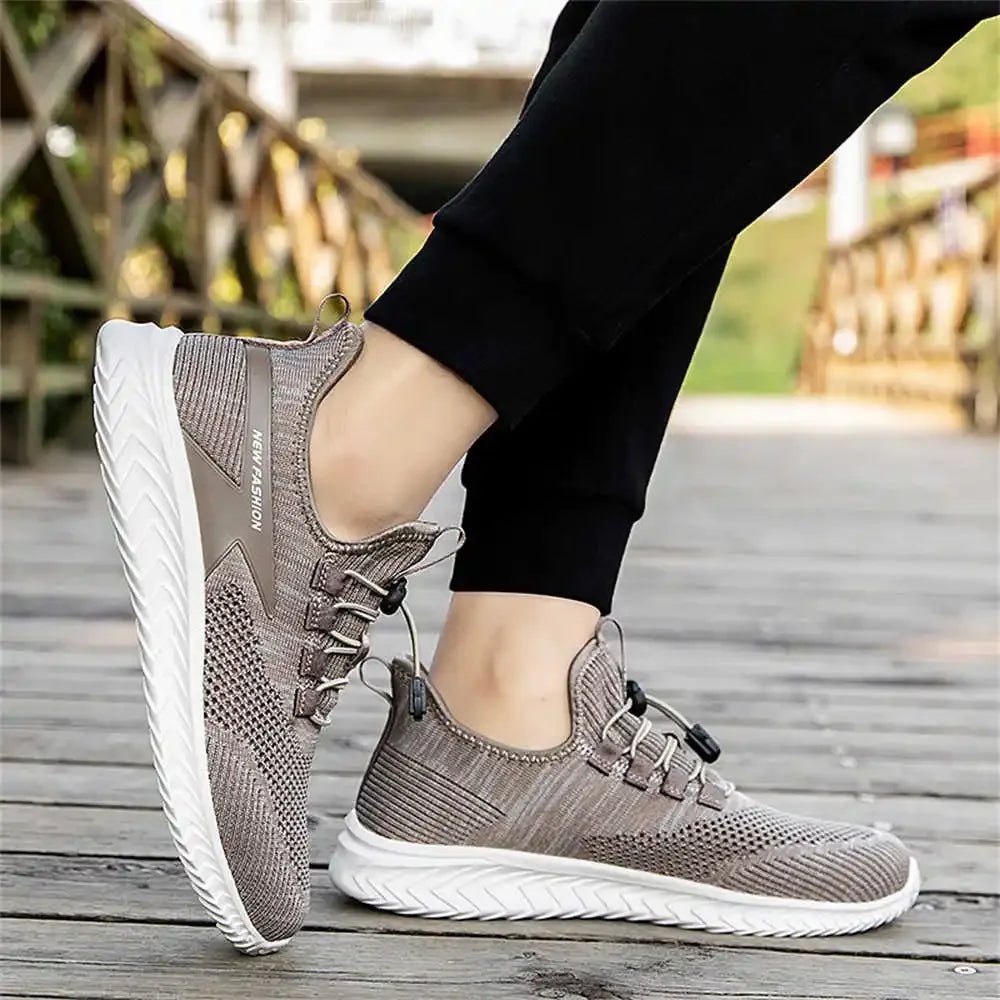 Sports shoesAzizaK