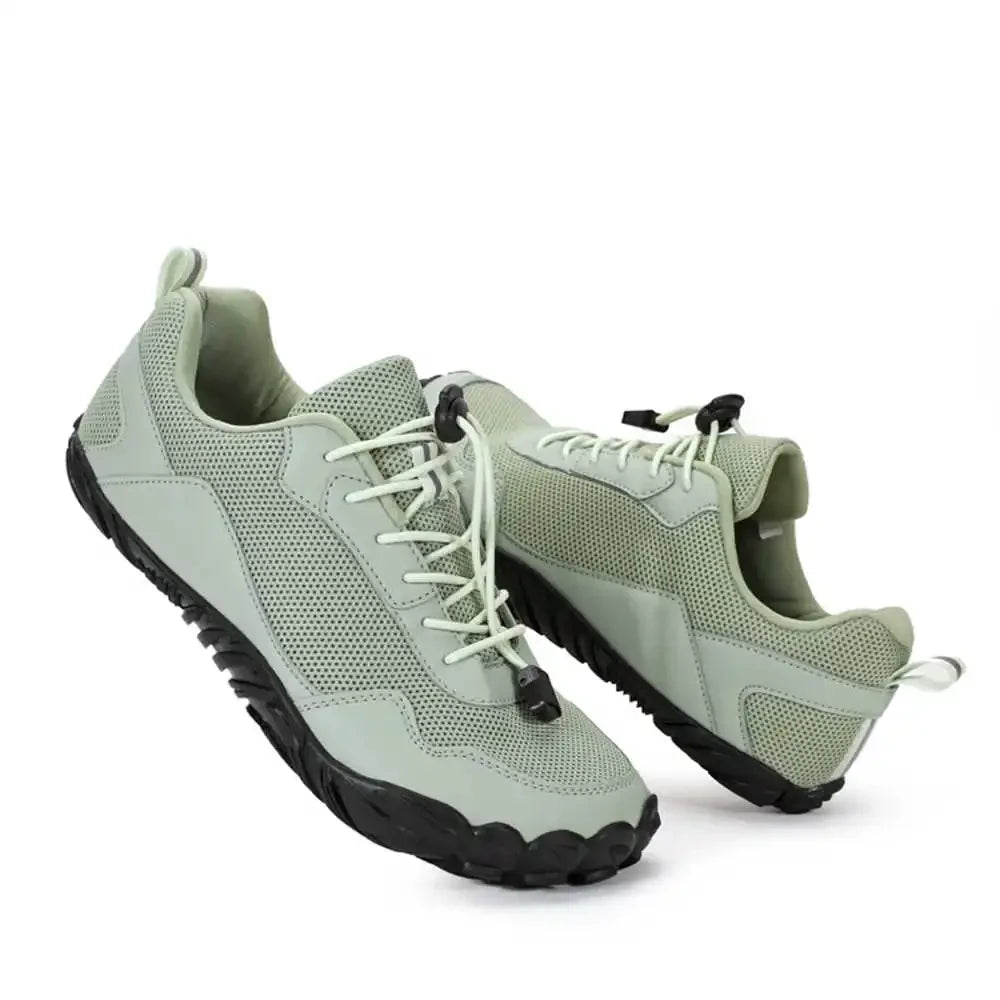 tennis shoesAzizaK