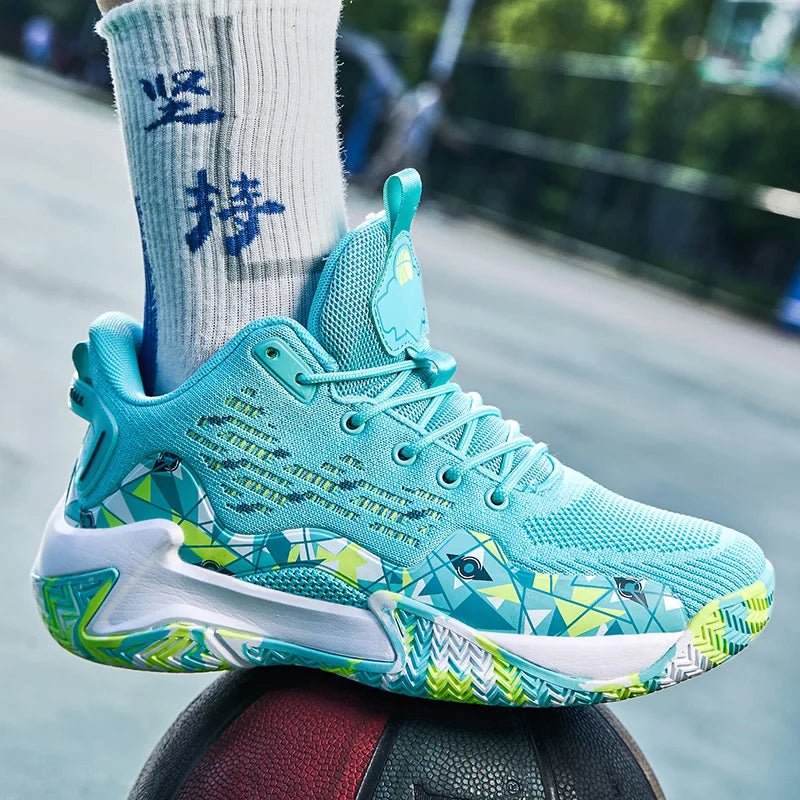 tennis shoesAzizaK