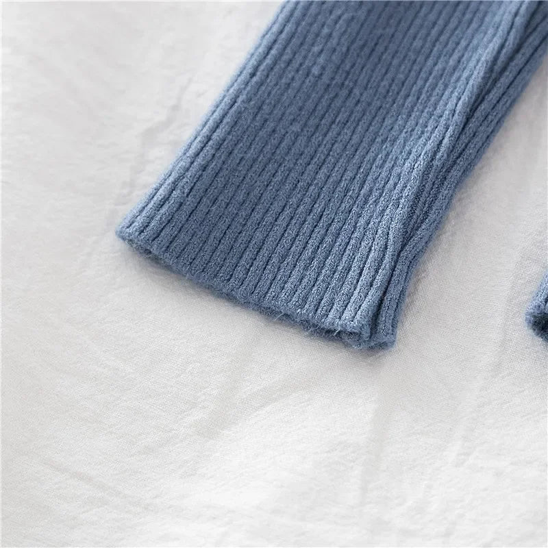 Turtleneck sweaterAzizaK