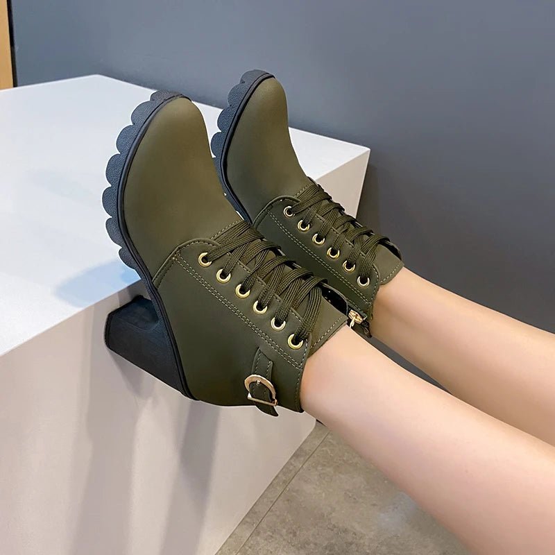 Velvet boots with wedge sole, internal zipperAzizaK