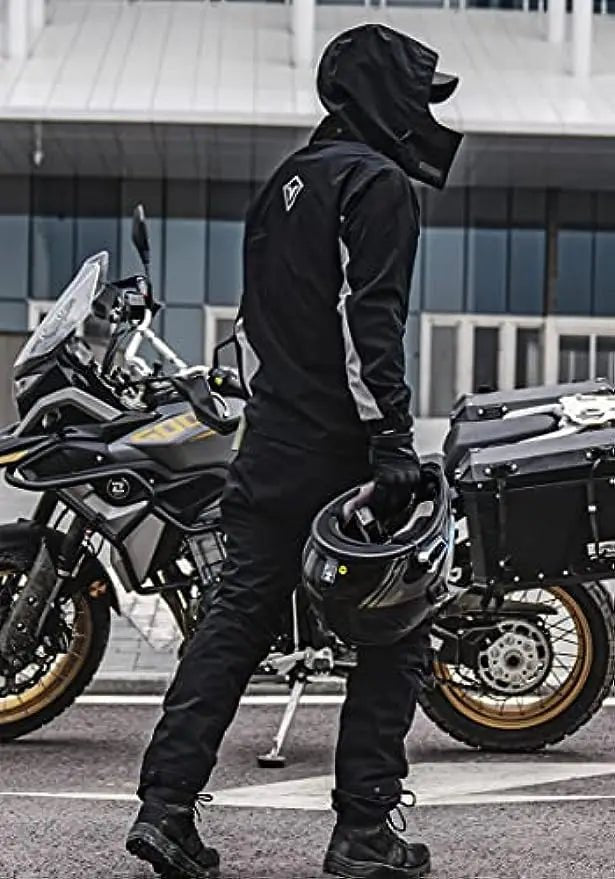 Waterproof and breathable reflective jackets and pantsAzizaK