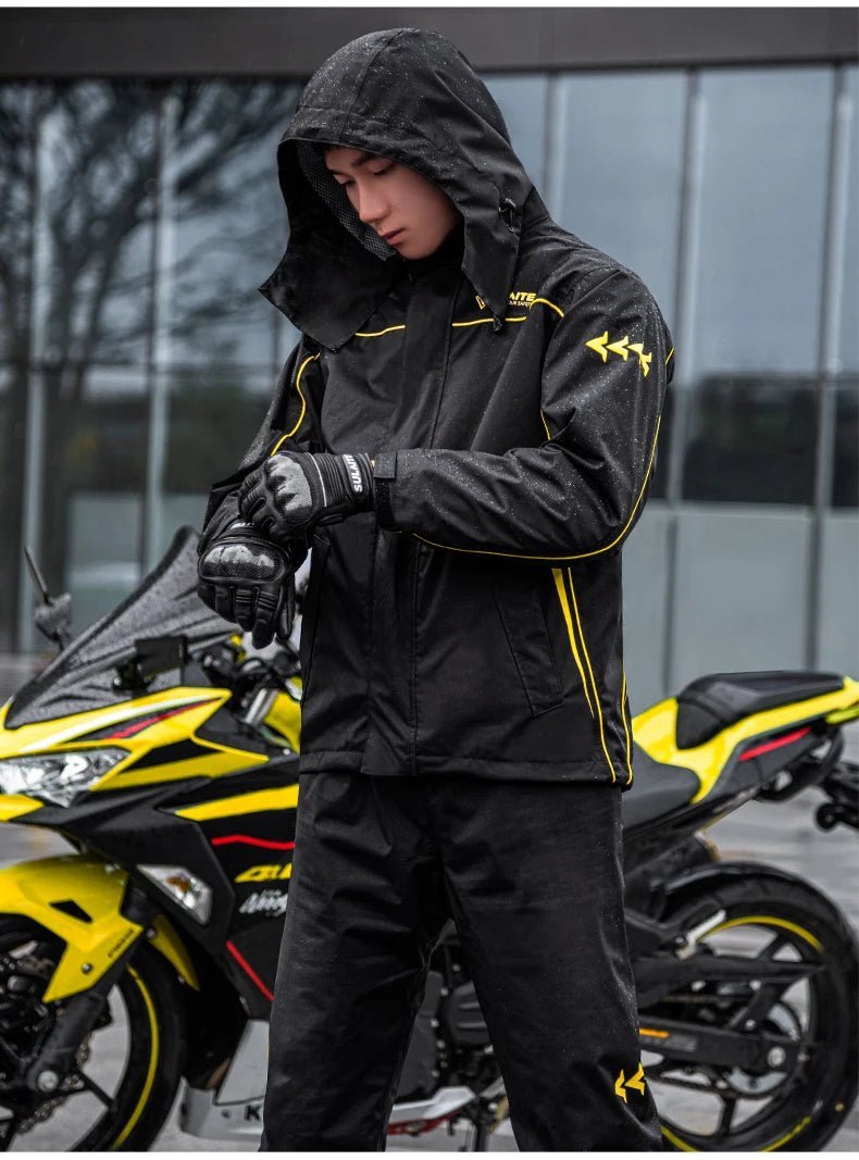 Waterproof and breathable reflective jackets and pantsAzizaK